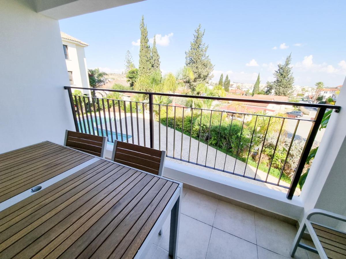 Light House Apartment Larnaca Exterior photo