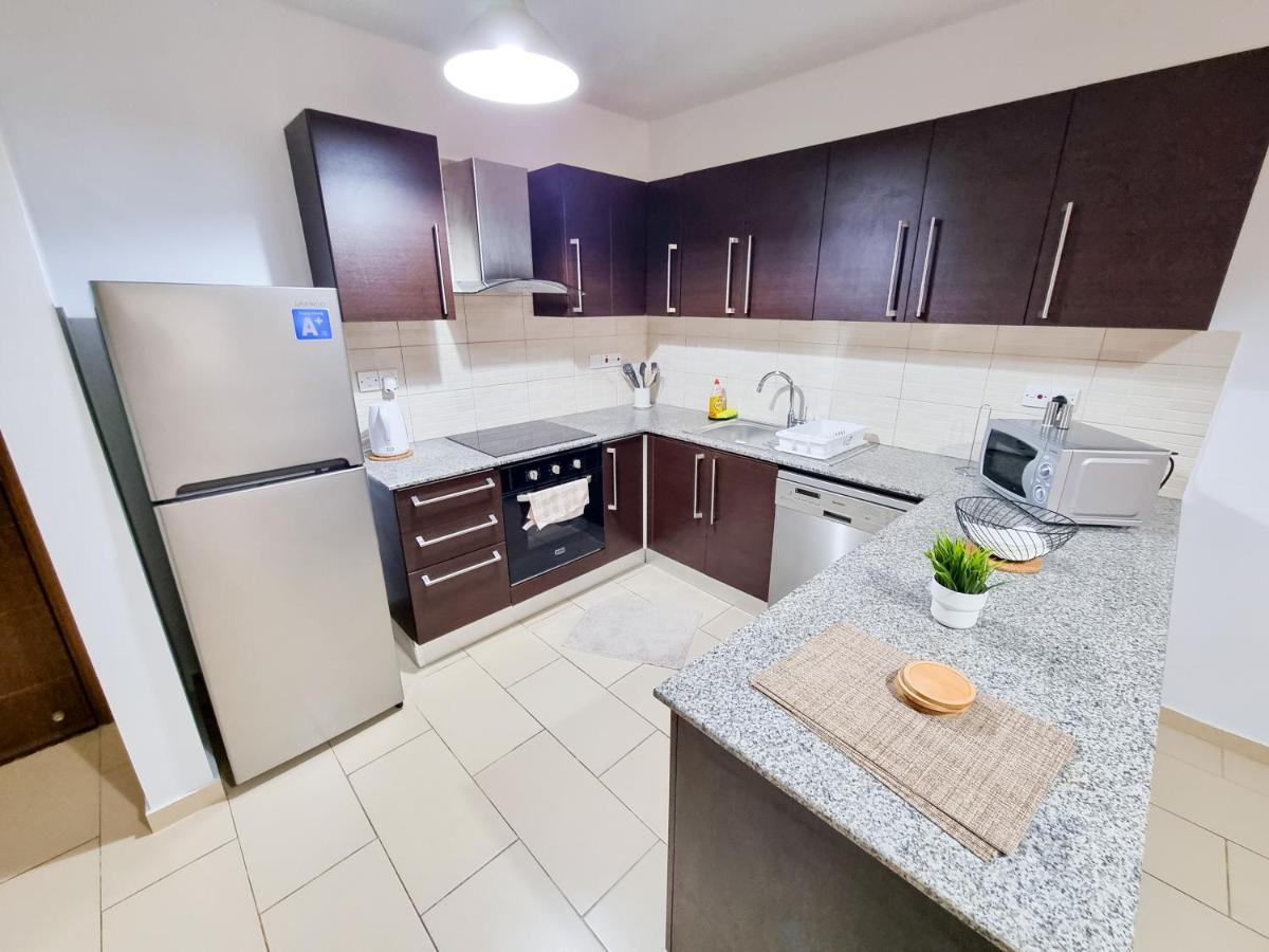 Light House Apartment Larnaca Exterior photo
